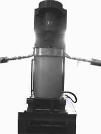 �����F䇌��÷�����ĥ�ͻ���O��