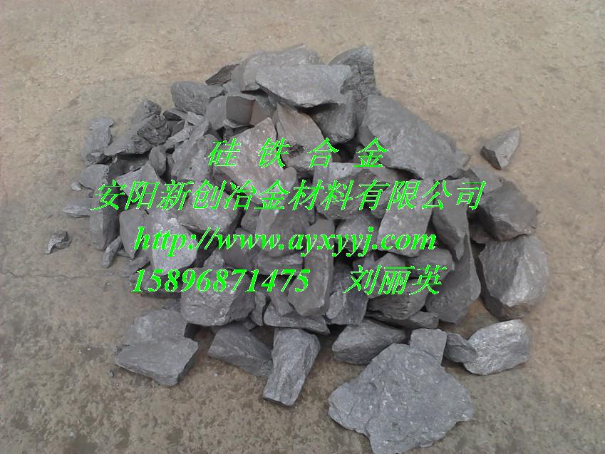 �������F