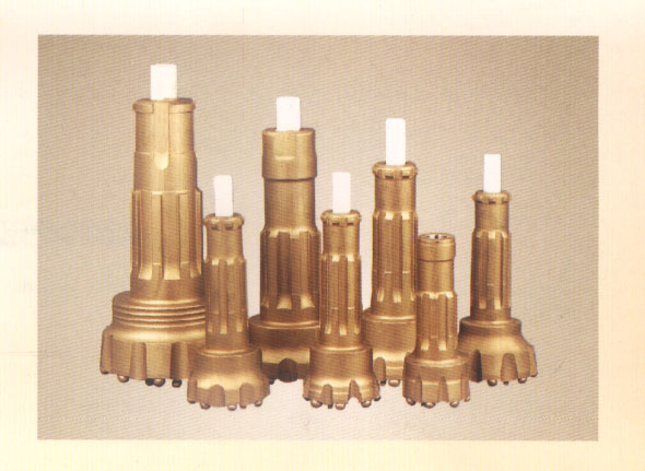 ���L�������@�^