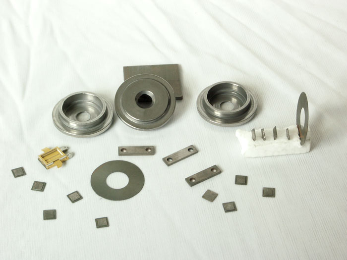 �߱������