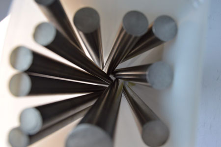 �����ϼ{���� THR-S �u䓈A�� �M�ڈA��